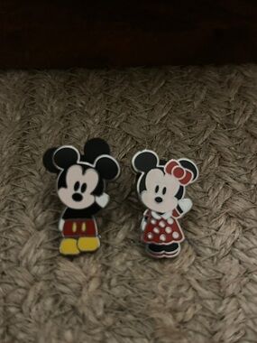 Vintage Mickey & Minnie Enamel Pin Set - 2006